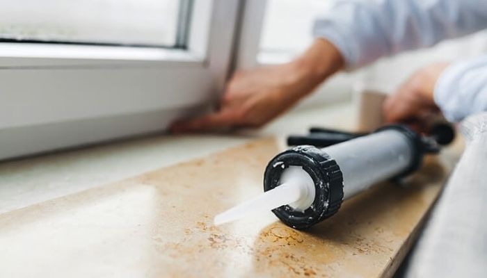 تفاوت چسب ماستیک و آکواریوم